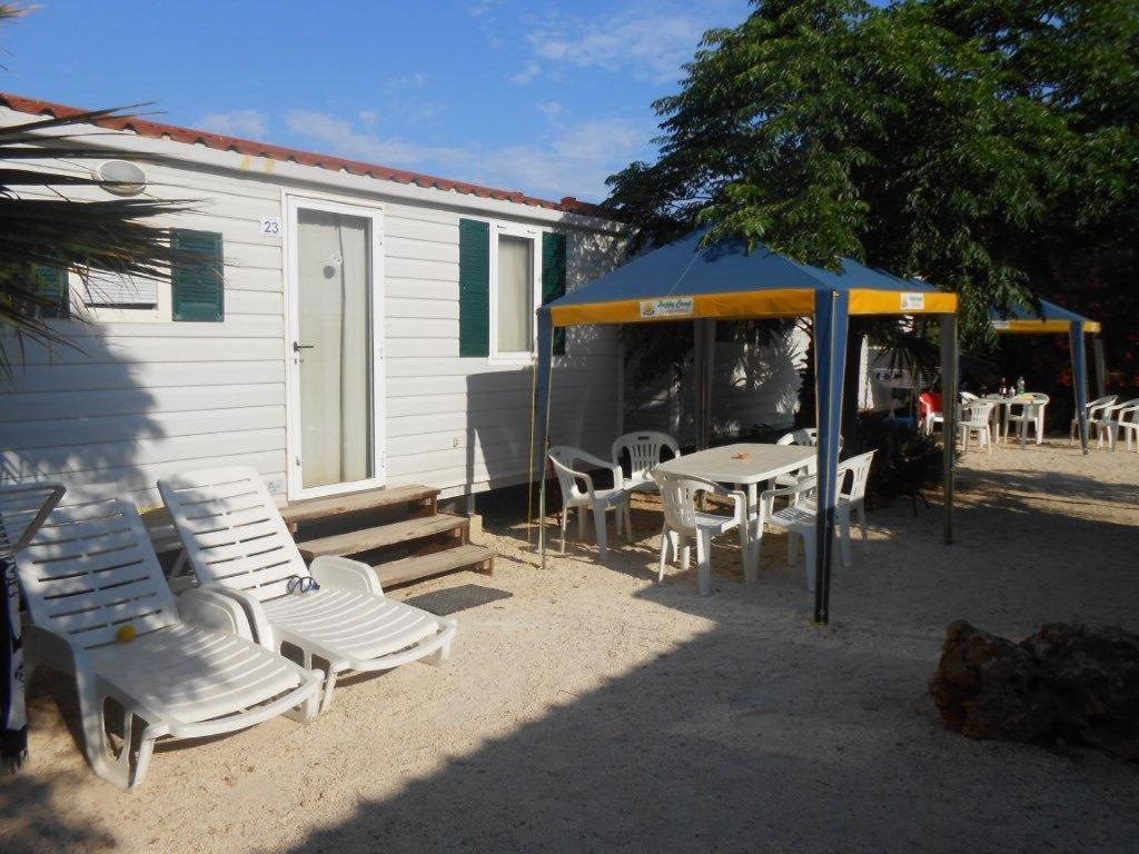 Happy Camp Mobile Homes In El-Bahira Camping Village San Vito Lo Capo Exterior foto