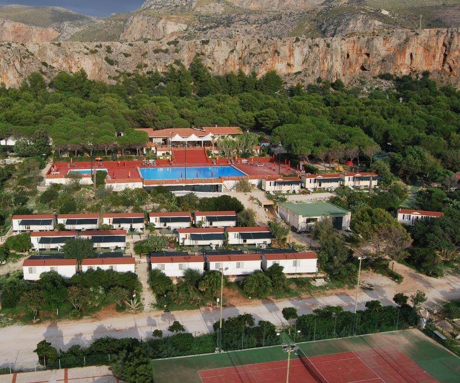 Happy Camp Mobile Homes In El-Bahira Camping Village San Vito Lo Capo Exterior foto
