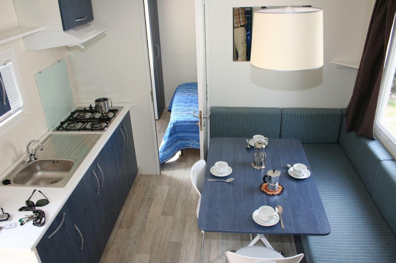 Happy Camp Mobile Homes In El-Bahira Camping Village San Vito Lo Capo Exterior foto